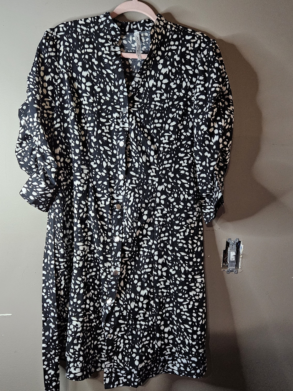 NY Collection Black and White Printed Midi Dress